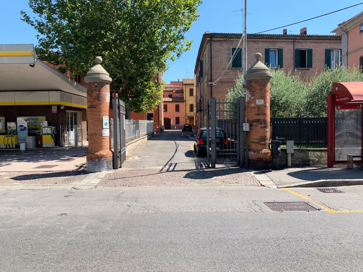شقة Bed In Bo Porta San Donato بولونيا المظهر الخارجي الصورة
